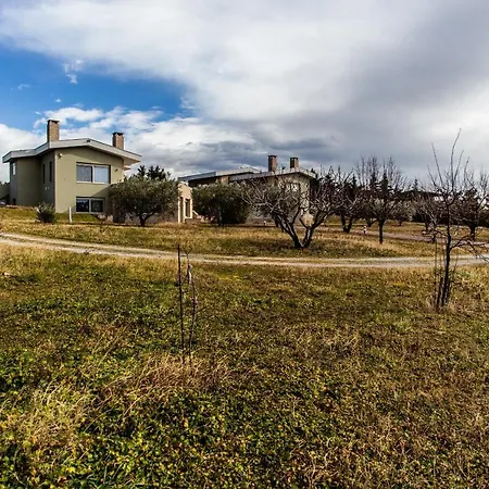 Zennova #21 Melezin Villa *